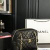 샤넬 24FW 스몰 카메라백