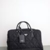 프라다  Quilted Re-Nylon travel bag