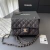 샤넬 클래식 뉴미니 플랩백 캐비어 블랙 은장 A01116