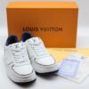 루이비통 화이트 이니셜 포인트 스니커즈