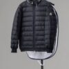 몽클레어 아키오 쇼트 다운 경량 패딩 자켓