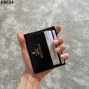 프라다 수입 사피아노 금장로고 레더 카드지갑