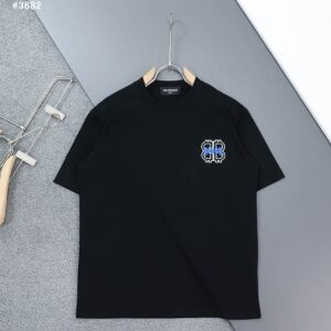발렌시아가 BB 이니셜 자수로고 라운드 반팔 티셔츠