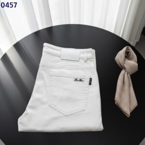 로로피아나 포인트 자수로고 화이트 팬츠