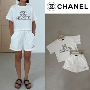 샤넬 네임 로고 크롭 셋업