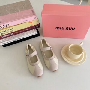 미우미우 플룸 발레리나 플랫 슈즈